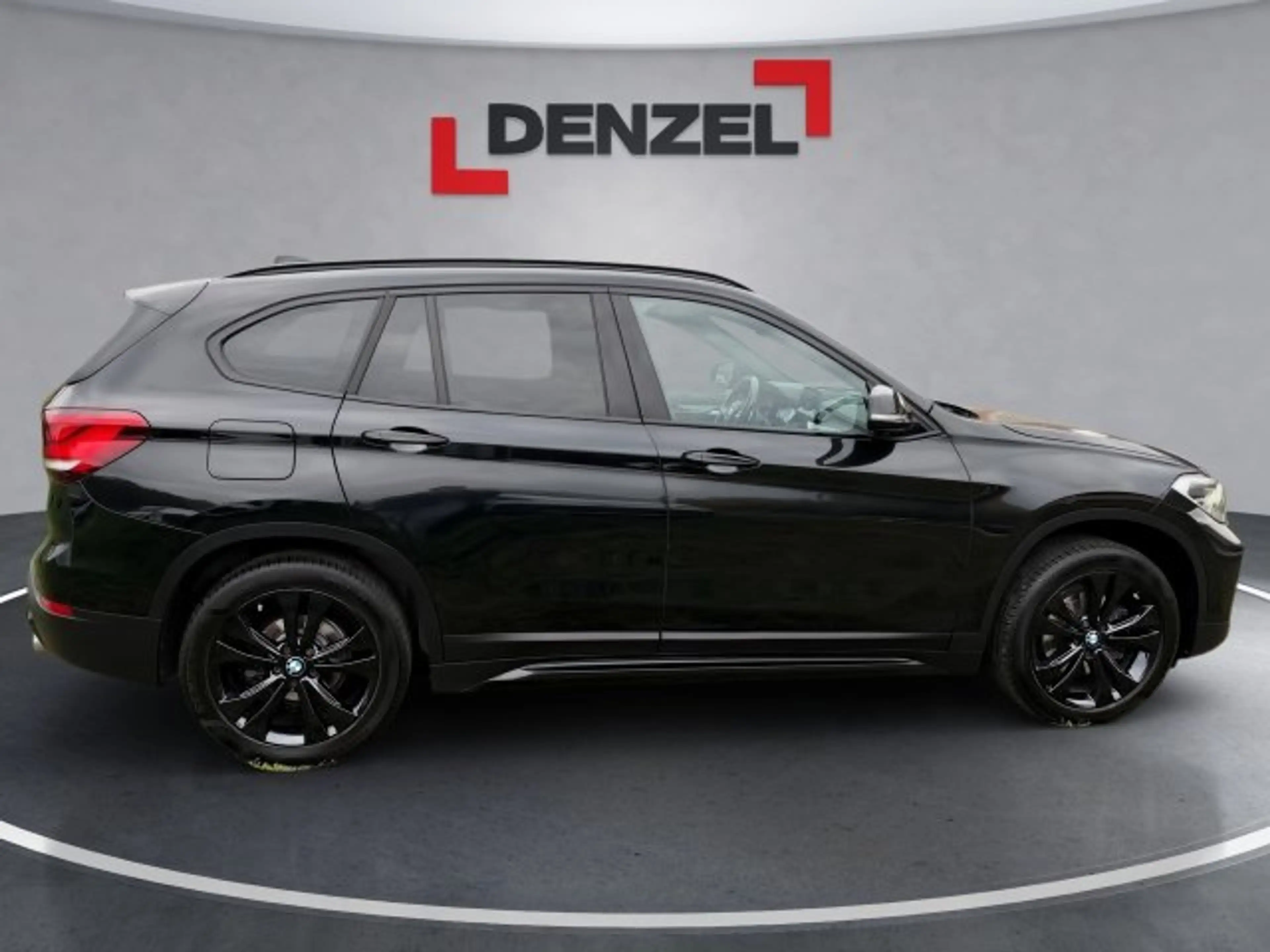 BMW X1 xDrive18d Aut. — photo 5