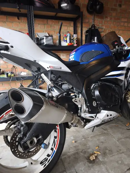 Suzuki GSX-R 1000 - foto 2