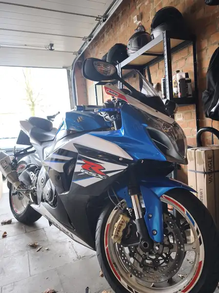 Suzuki GSX-R 1000 - foto 3