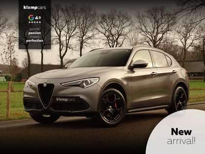 Alfa Romeo Stelvio 2.0 T AWD | BTW | Flippers | All-Black | Brembo |