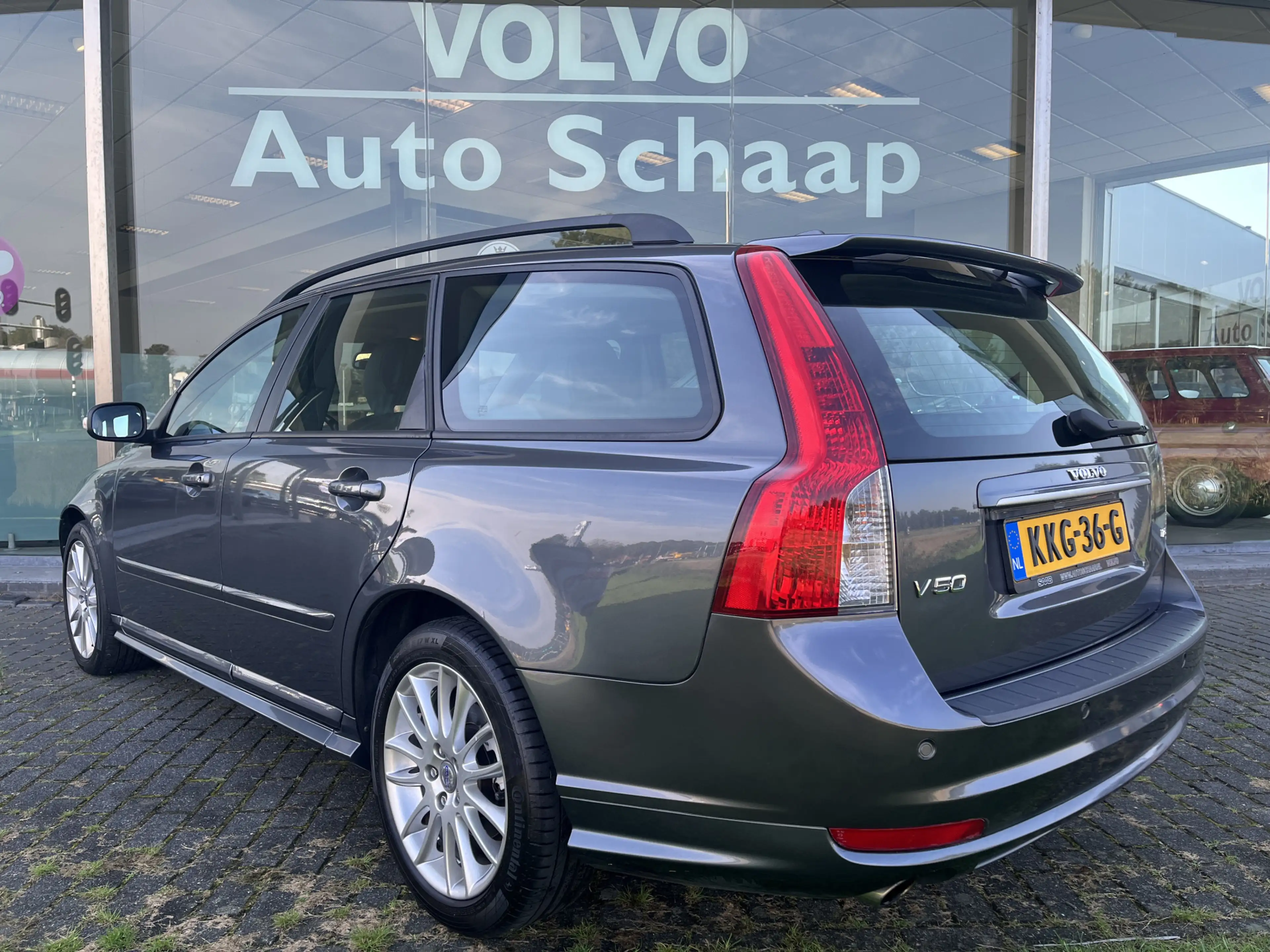 Volvo V50 2.5 T5 R-Design Automaat | Rijklaar incl garantie — photo 3
