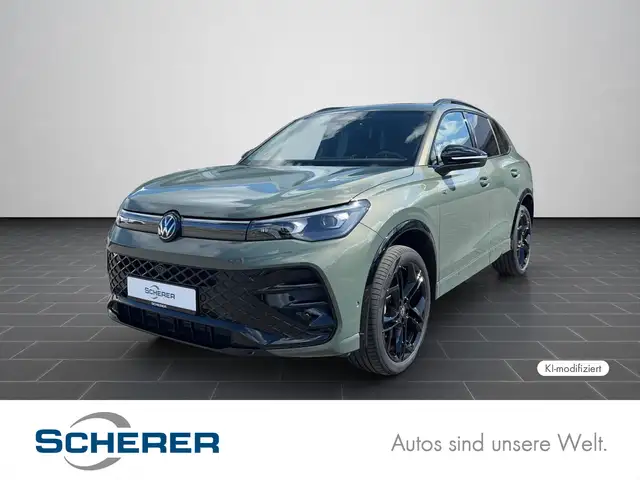 Volkswagen Tiguan 2.0 TDI R line 4M PANO AHK NAVI SHZ IQ LI