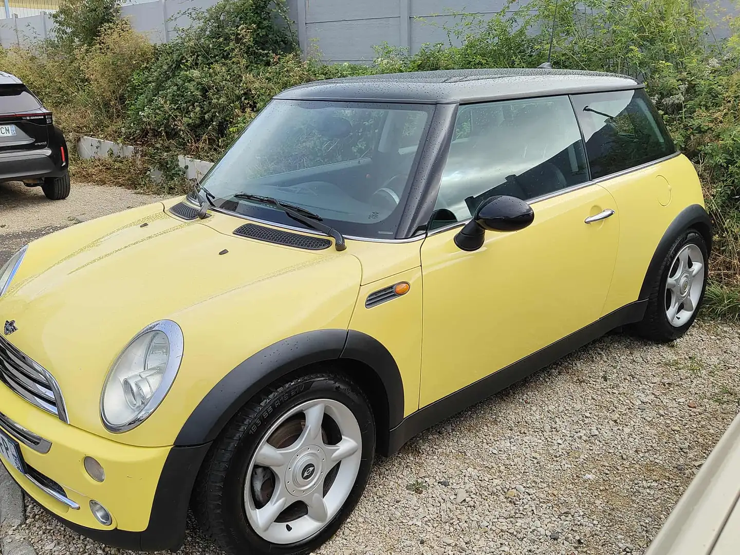 MINI Cooper Mini 1.6i - 115 Cooper Jaune - 1