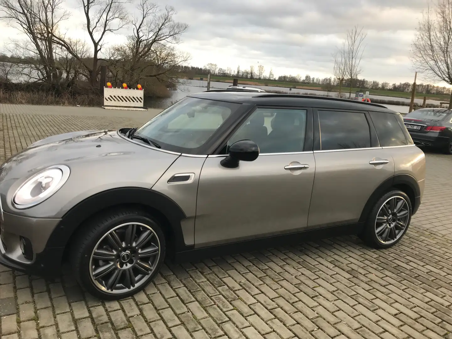 MINI Cooper Clubman Mini Cooper Clubman Šedá - 2