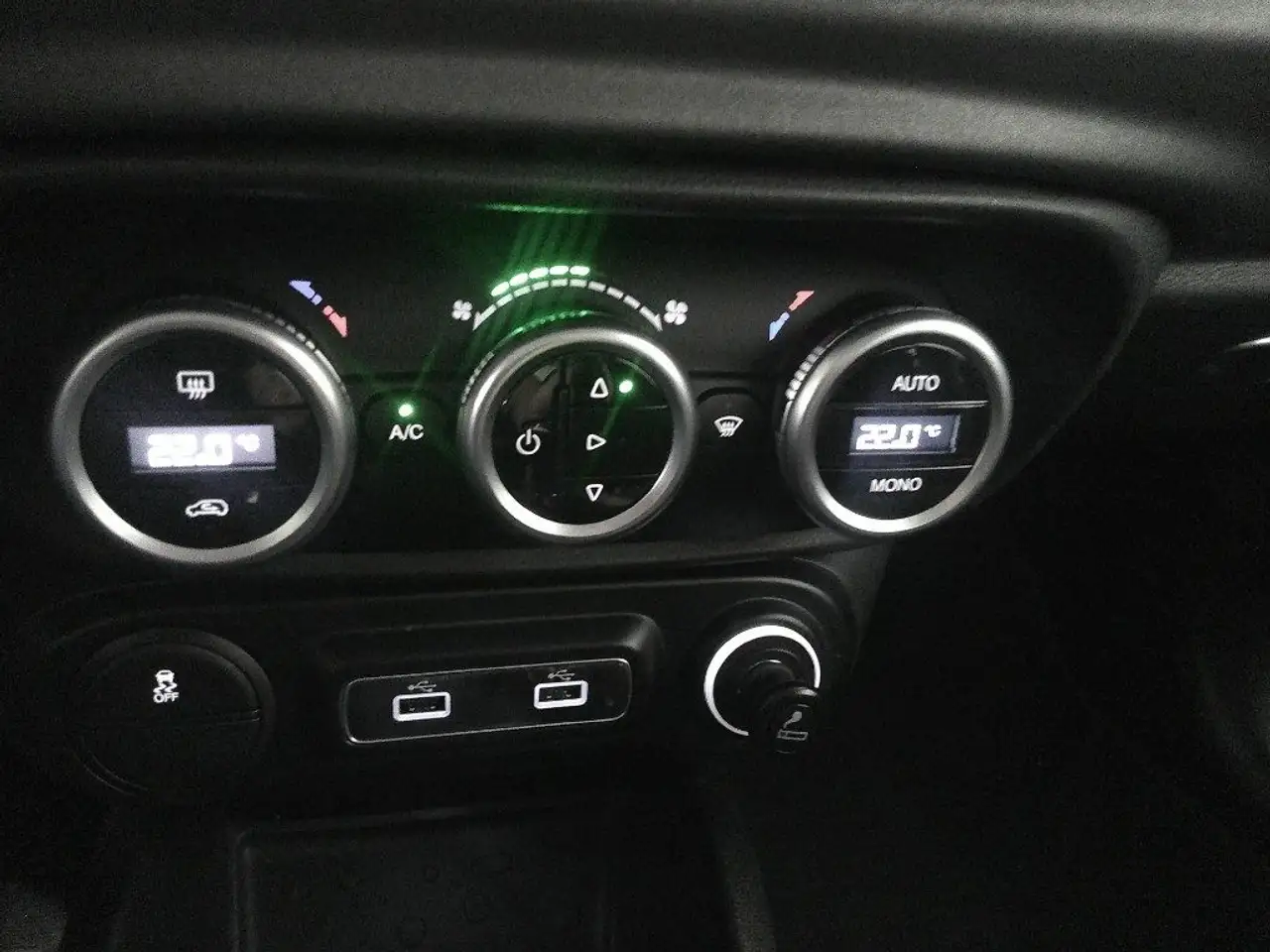 Fiat 500 L 1.4 95 CV S&S Cross Telecamera Garanzia 24 Mesi, миниатюра 21