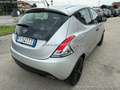 Lancia Ypsilon 1.2 69 CV 5 porte GPL Ecochic Elefantino Blu Plateado - thumbnail 4