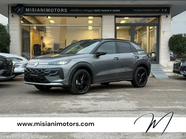 Volkswagen T-Roc 1.5 etsi Life, Style, R-line 150cv dsg