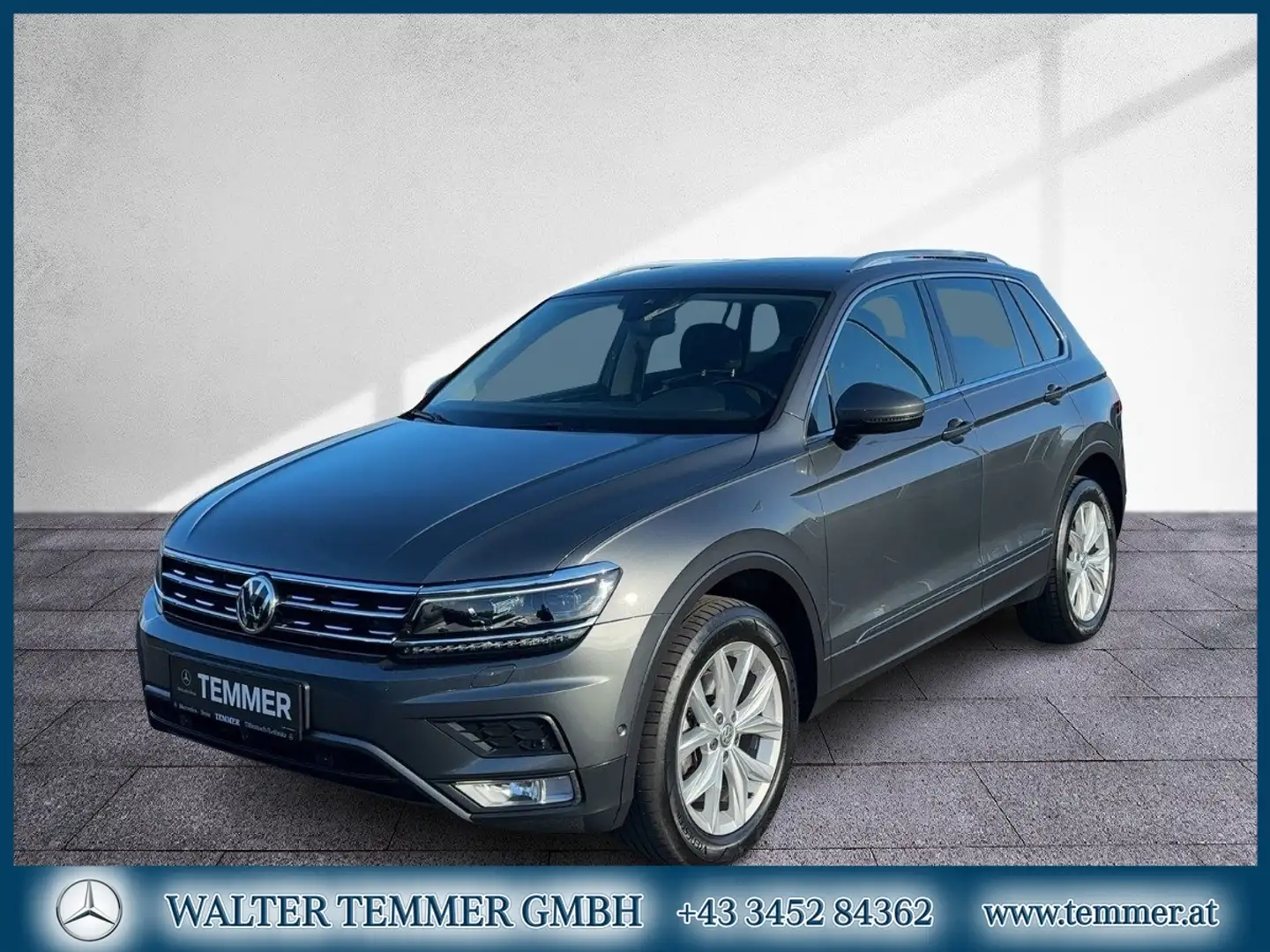 Volkswagen Tiguan 2,0 TDI 4Motion Highline LED ACC AHV NAVI Gris - 1