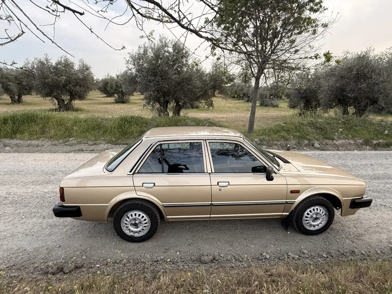 Triumph Acclaim HLS, foto 9