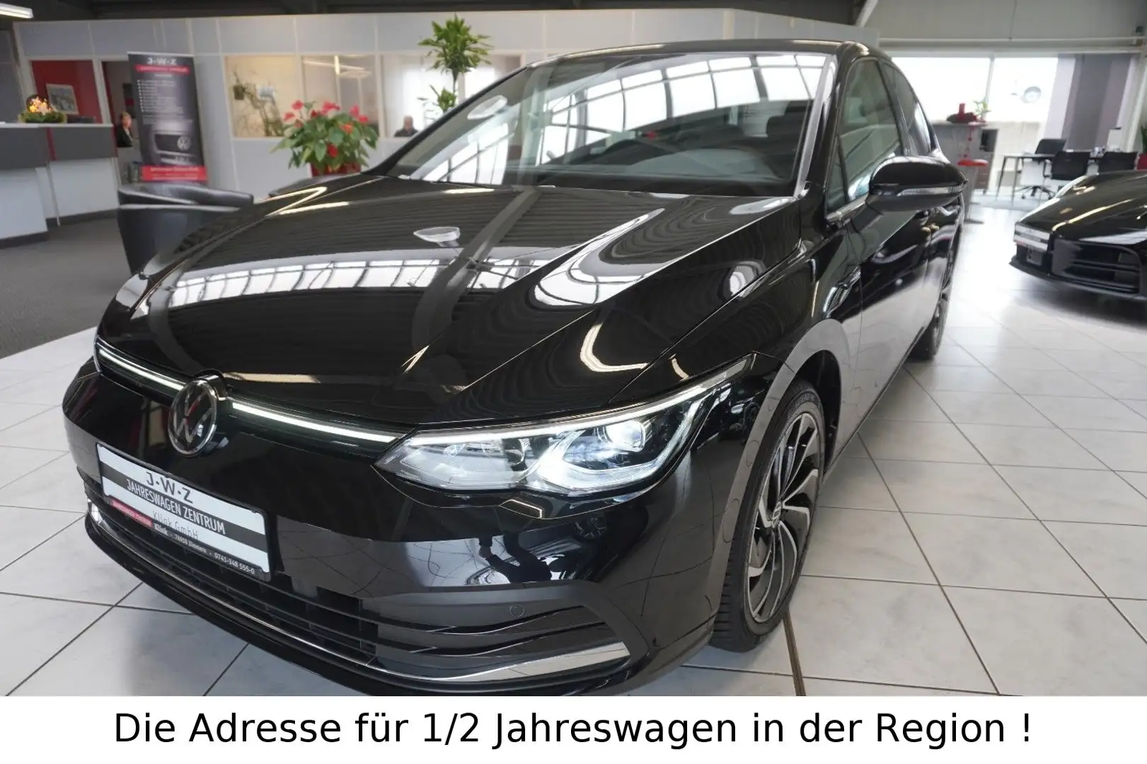 Volkswagen Golf VIII Lim. Style 1.5 eTSI DSG*ACC*Navi*LED Schwarz - 1