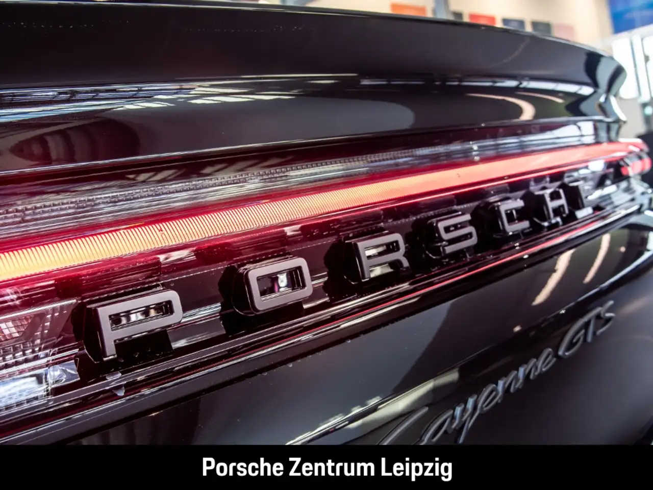 Porsche Cayenne GTS Coupe Burmester HA-Lenkung HeadUp AHK 14