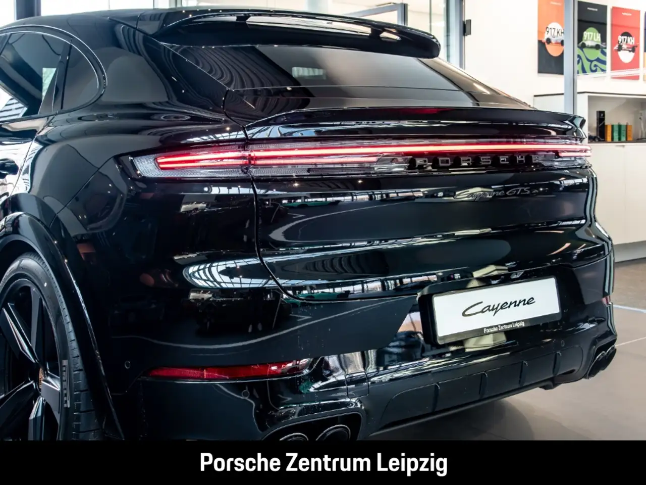 Porsche Cayenne GTS Coupe Burmester HA-Lenkung HeadUp AHK 13