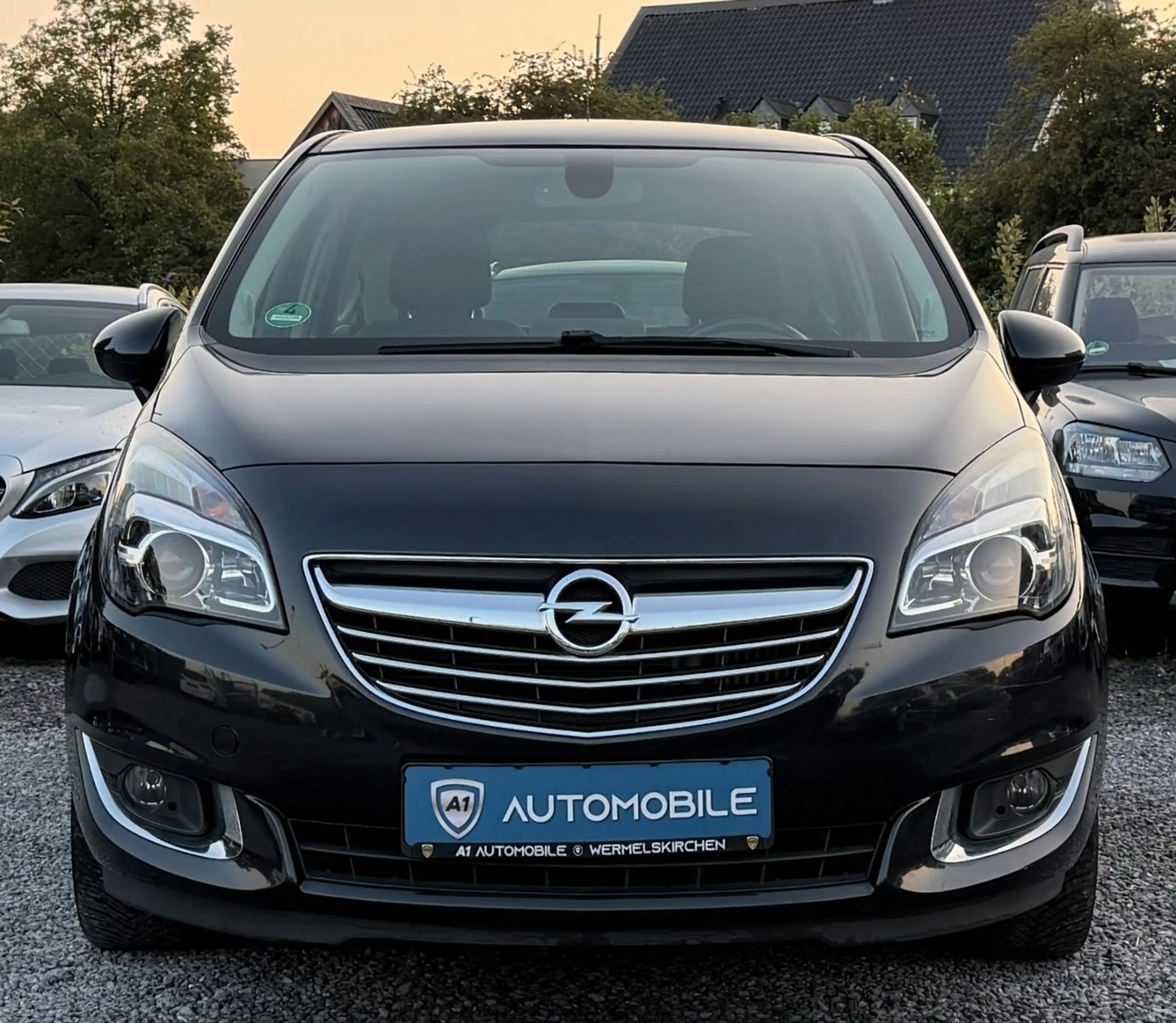 Opel Meriva B Innovation°PANORAMA°LED°NAVI°PDC — photo 2