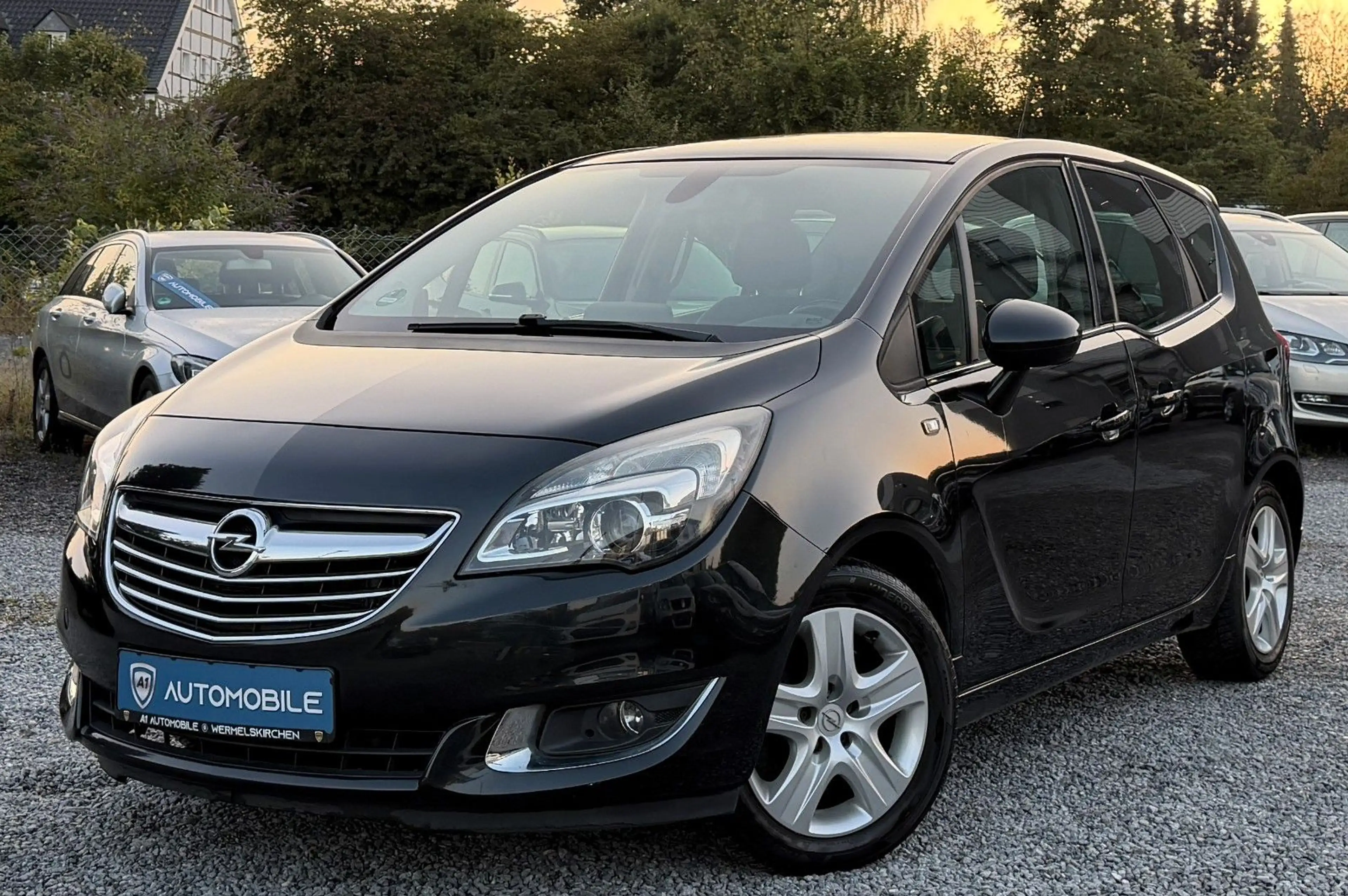 Opel Meriva B Innovation°PANORAMA°LED°NAVI°PDC