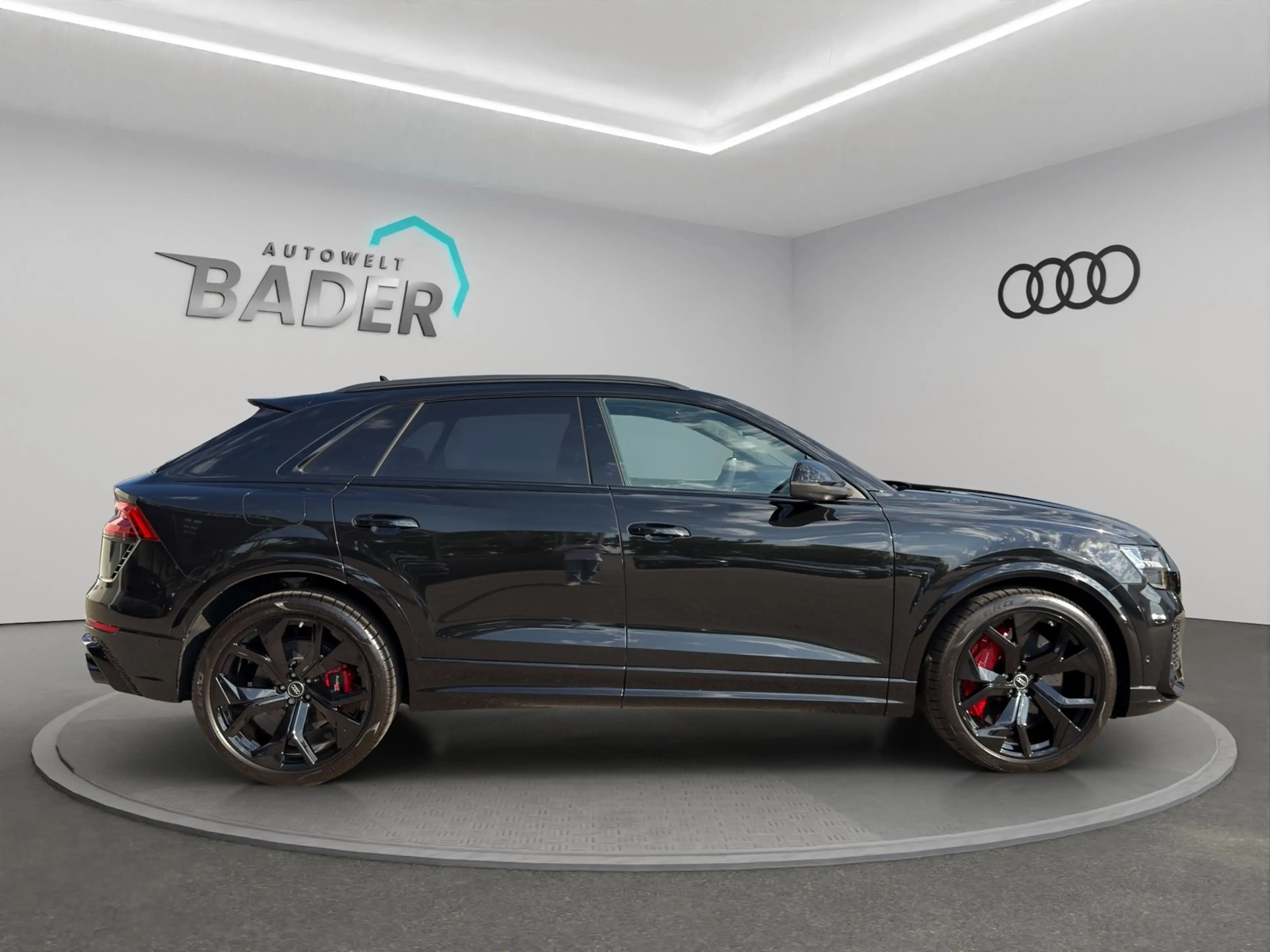 Audi RS Q8 qu.Standh. B&O AHK Pano Wankst. 305 Vmax. — photo 7