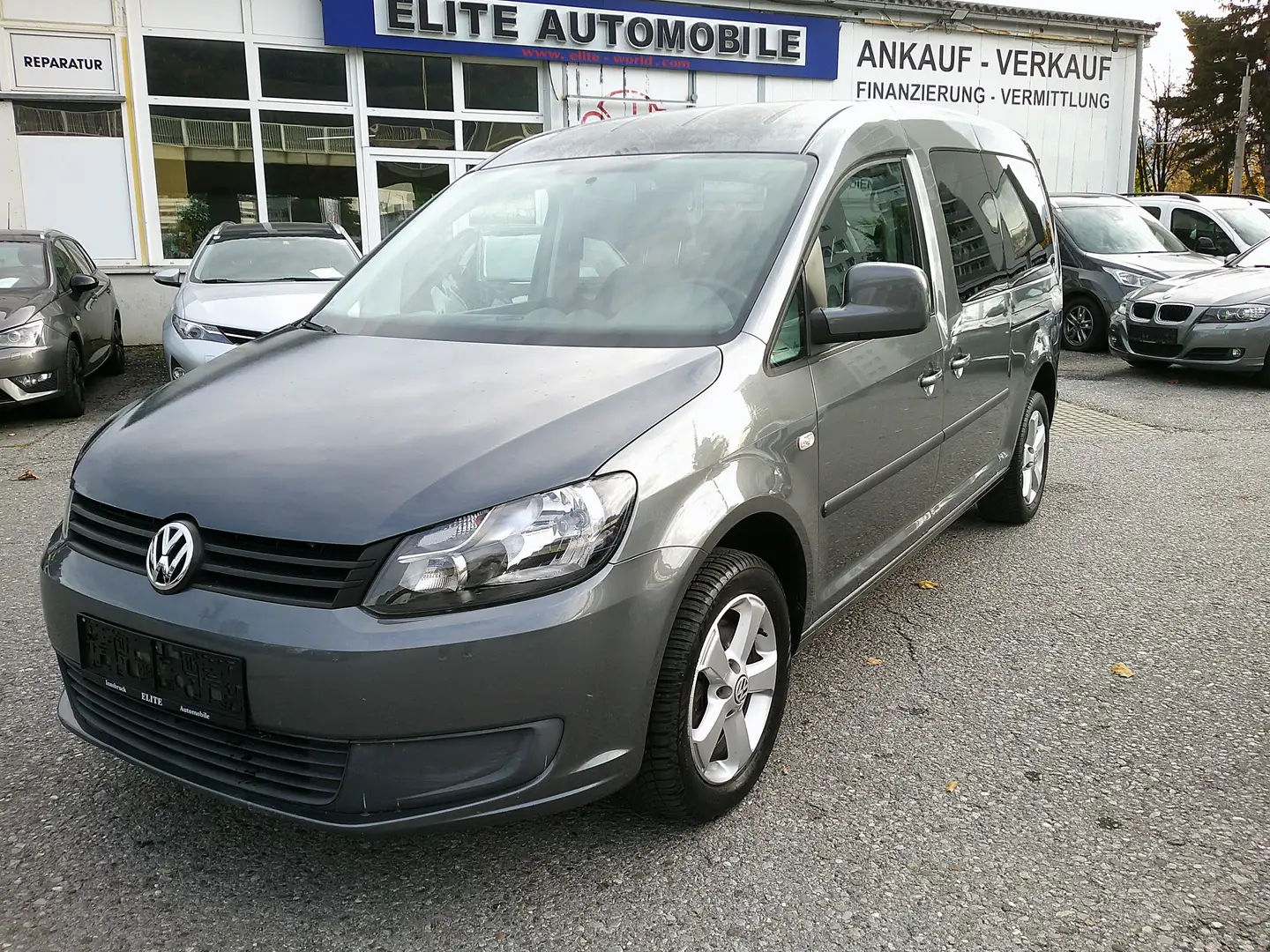 Volkswagen Caddy Maxi Trendline Grau - 1