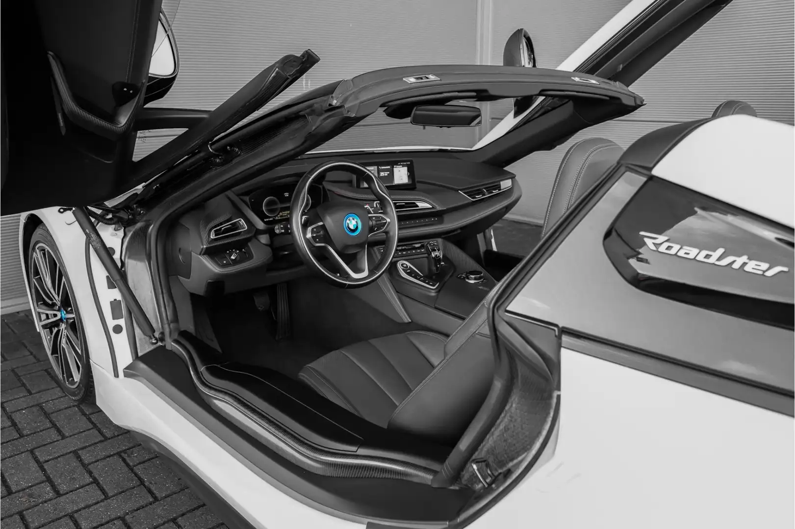 BMW i8 Roadster 1.5 High Ex CarPlay H/K HUD Camera 20" Blanco - 2