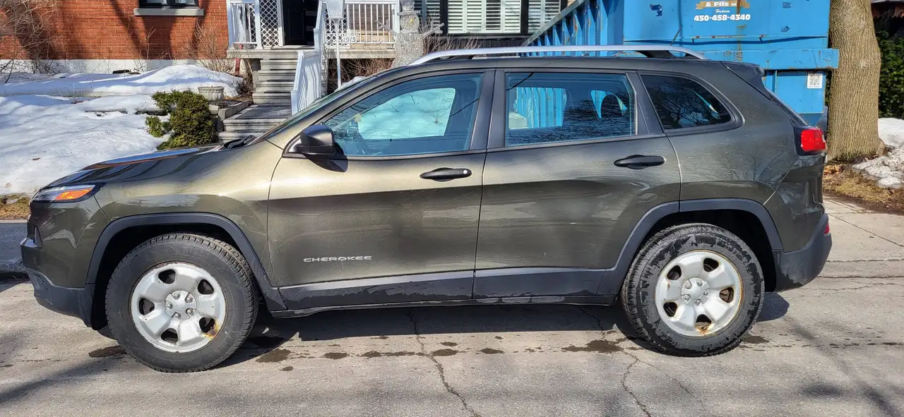 Jeep Cherokee снимка Jeep Cherokee