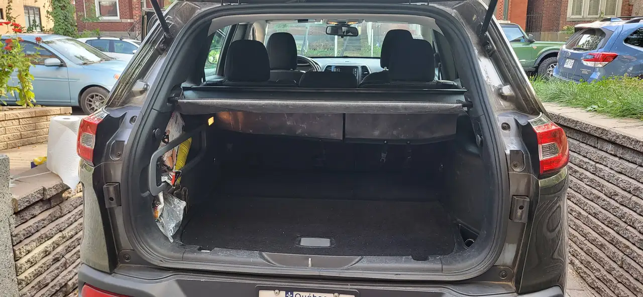 Jeep Cherokee снимка Jeep Cherokee