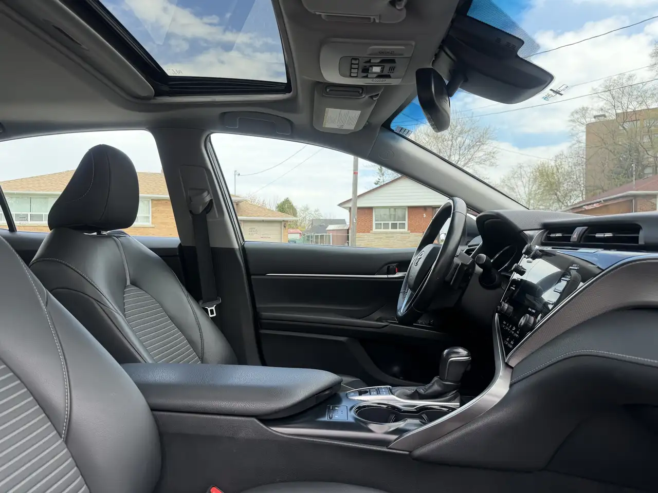Toyota Camry снимка Toyota Camry