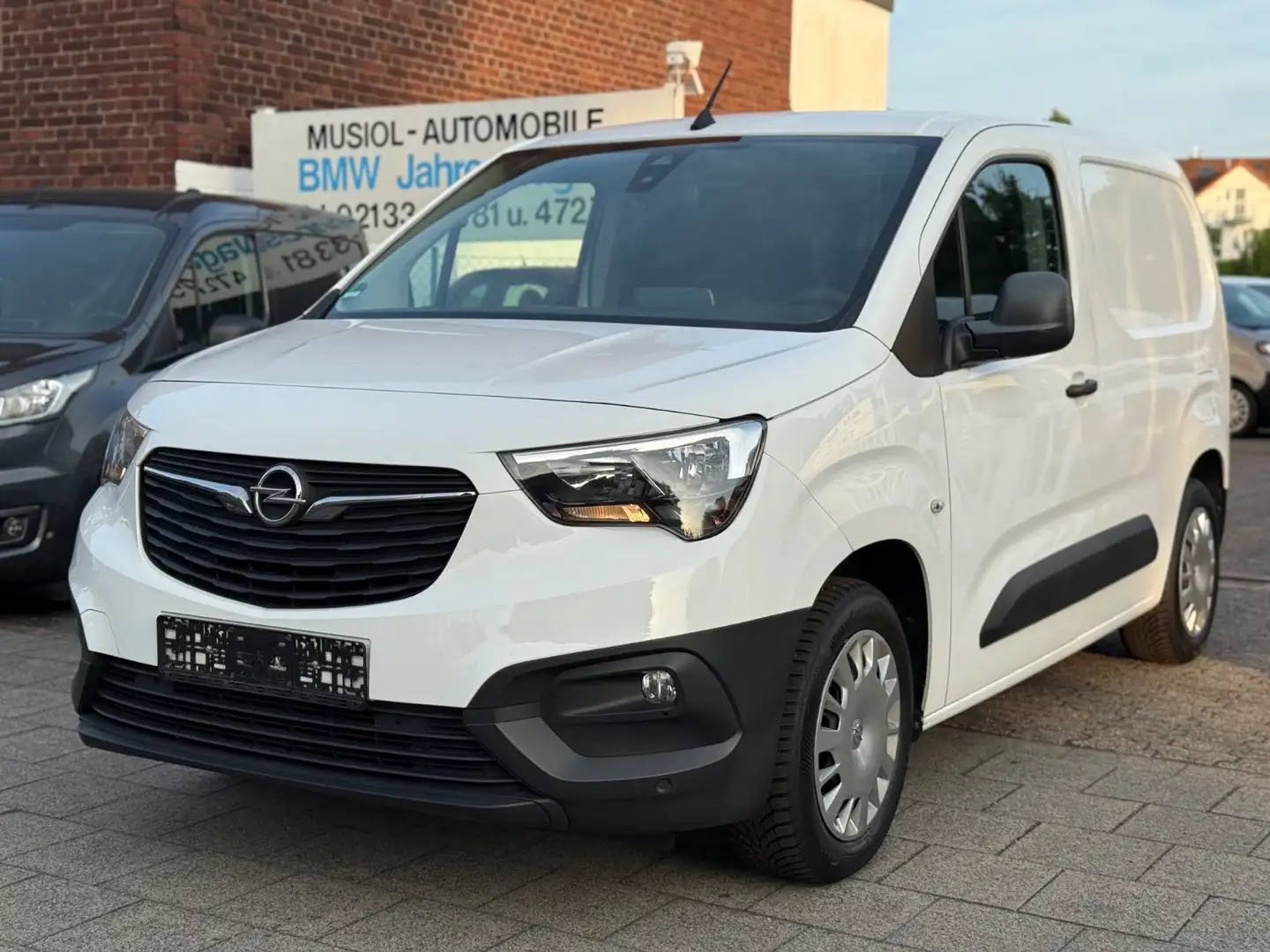 Opel Combo E Cargo Selection *Navi*PDC*Klima*Sitzhz.* Weiß - 1