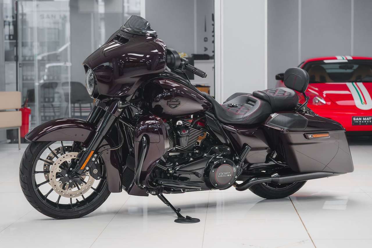 Harley-Davidson Street Glide Harley Davidson Street Glide  CVO