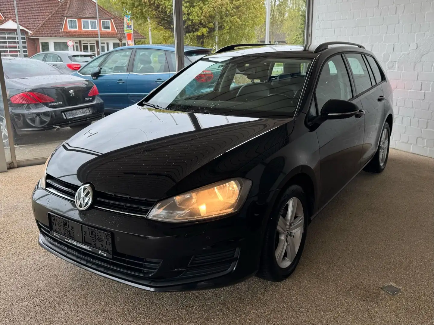 Volkswagen Golf VII 2.0 TDI Automatik Massage Teill. Shz Noir - 1