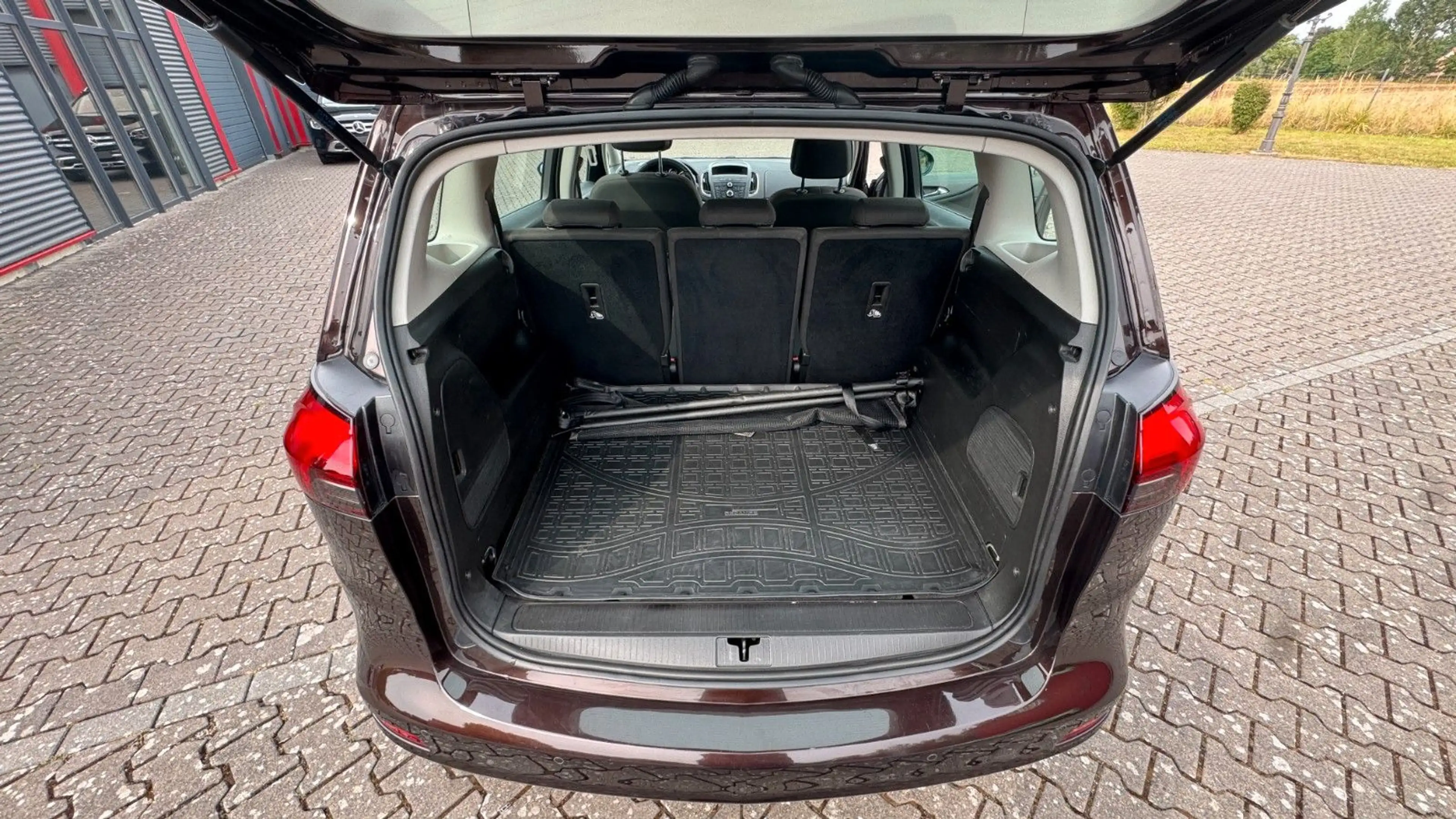 Opel Zafira Tourer Zafira C Tourer Style Family Plus AHK — photo 7