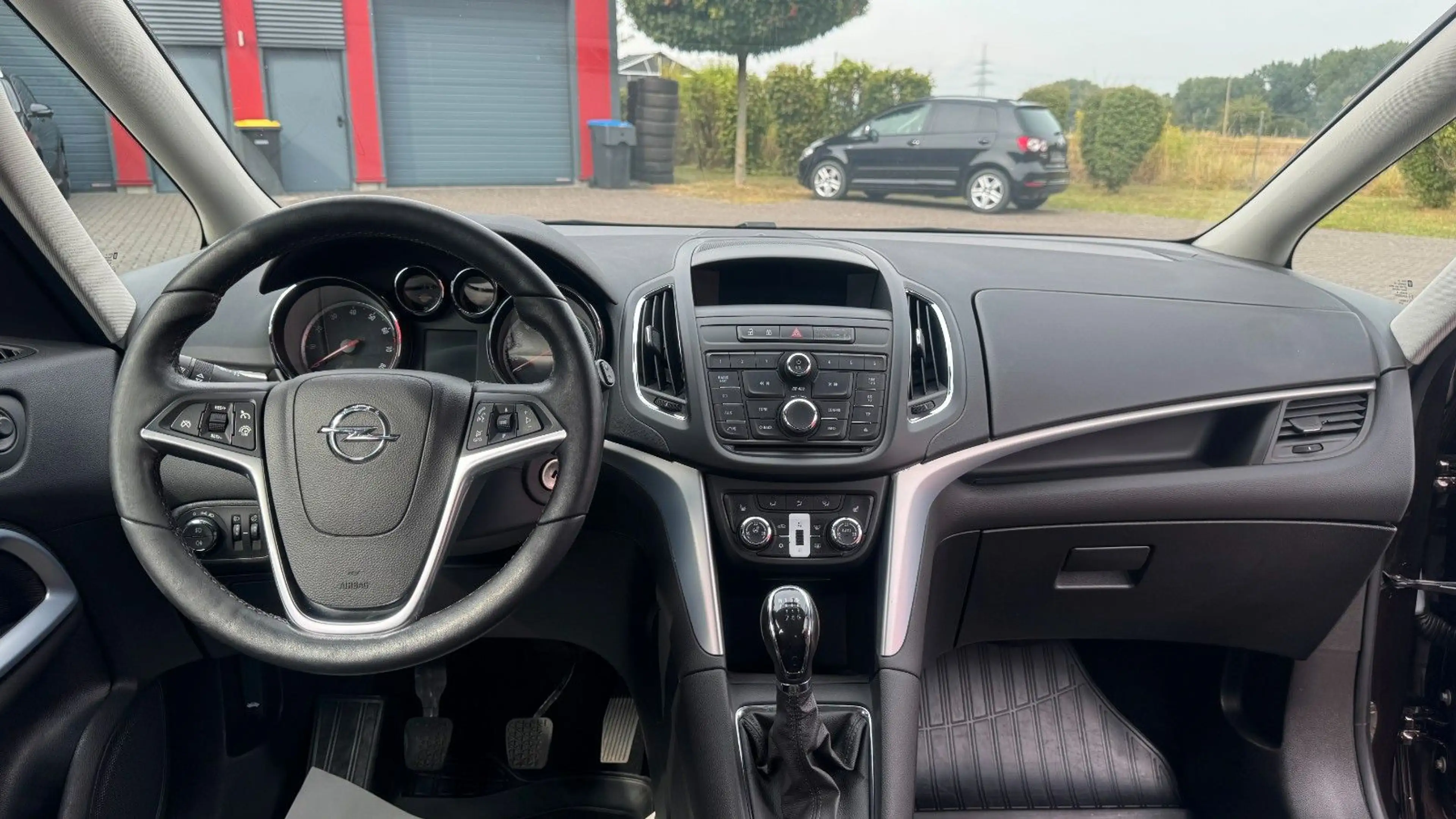 Opel Zafira Tourer Zafira C Tourer Style Family Plus AHK — photo 8