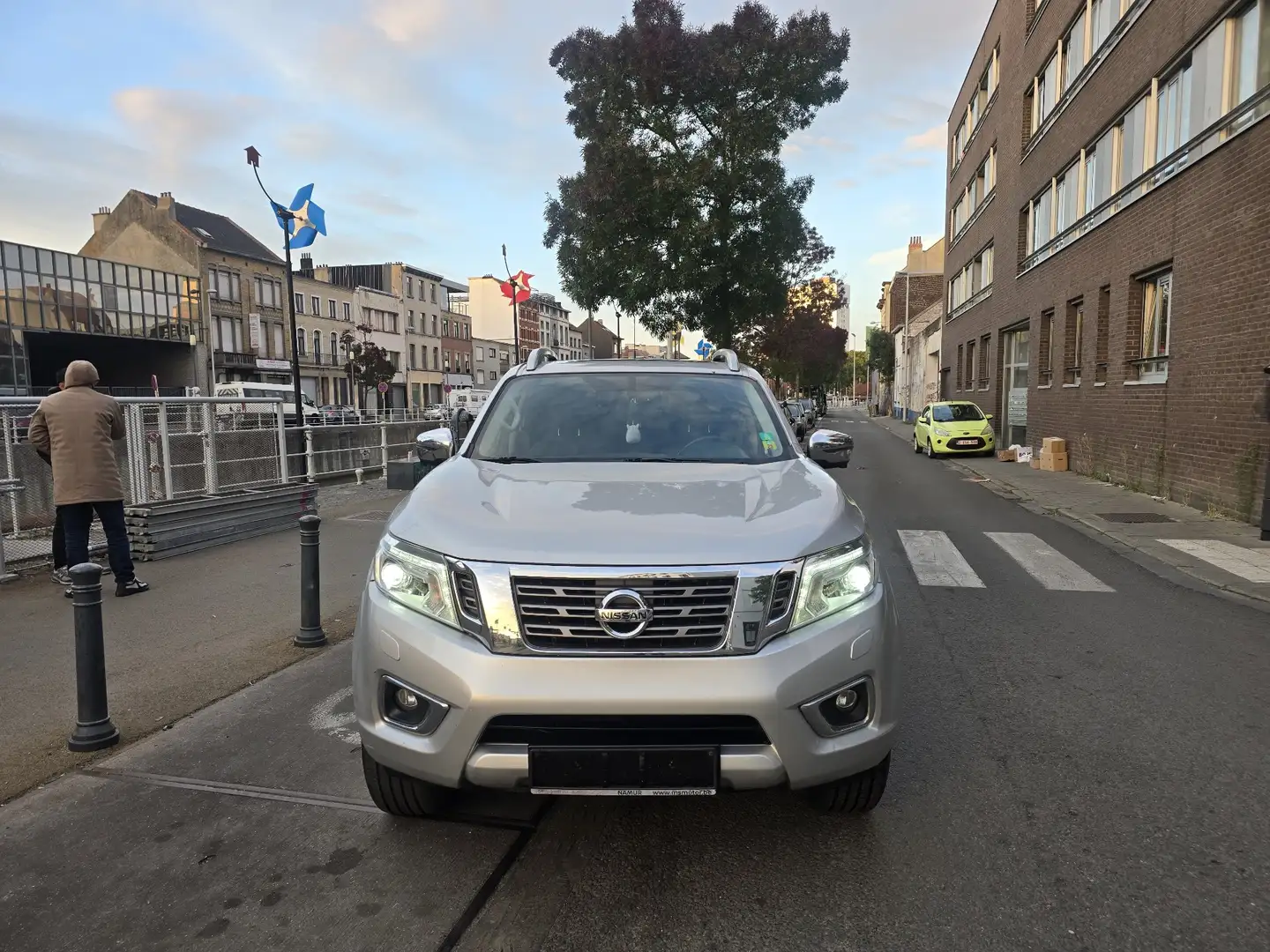 Nissan Navara 2.5 dCi 4x4 Business DPF - 1