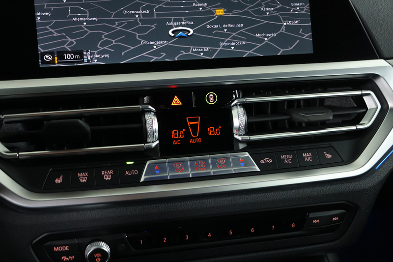 BMW 330 3-serie Touring 330e xDrive M-Sport / Laser-LED / — photo 22