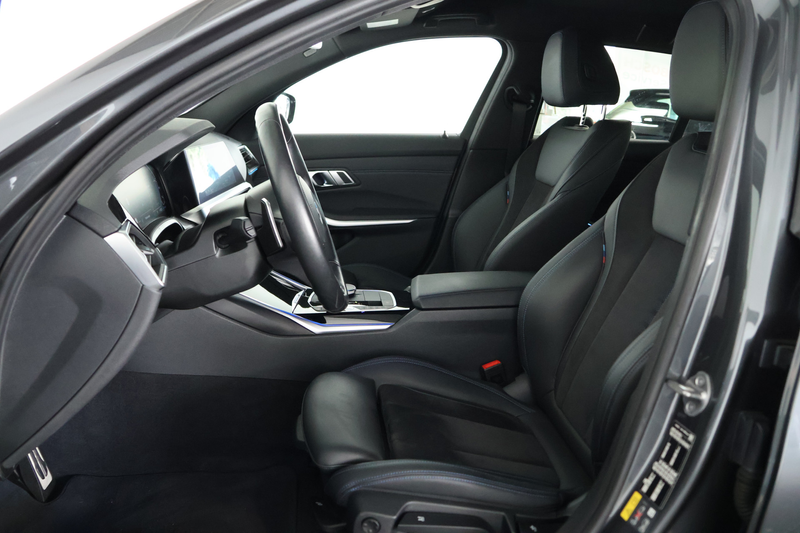 BMW 330 3-serie Touring 330e xDrive M-Sport / Laser-LED / — photo 12