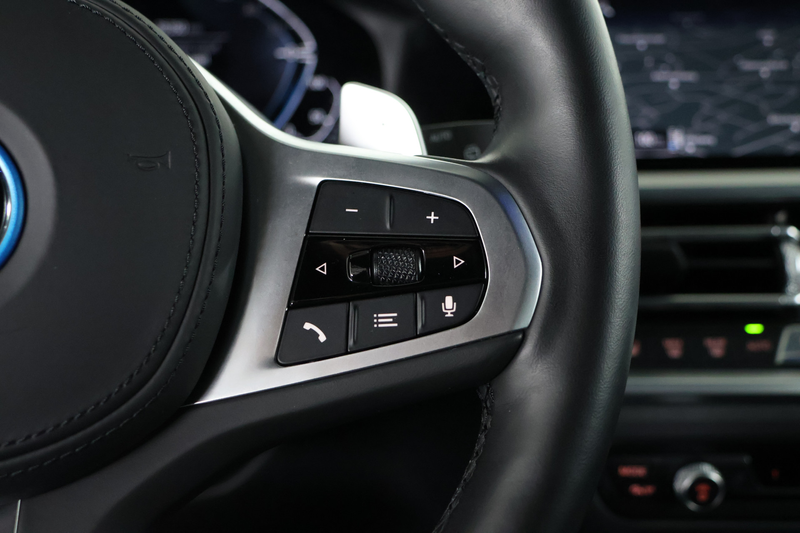BMW 330 3-serie Touring 330e xDrive M-Sport / Laser-LED / — photo 21