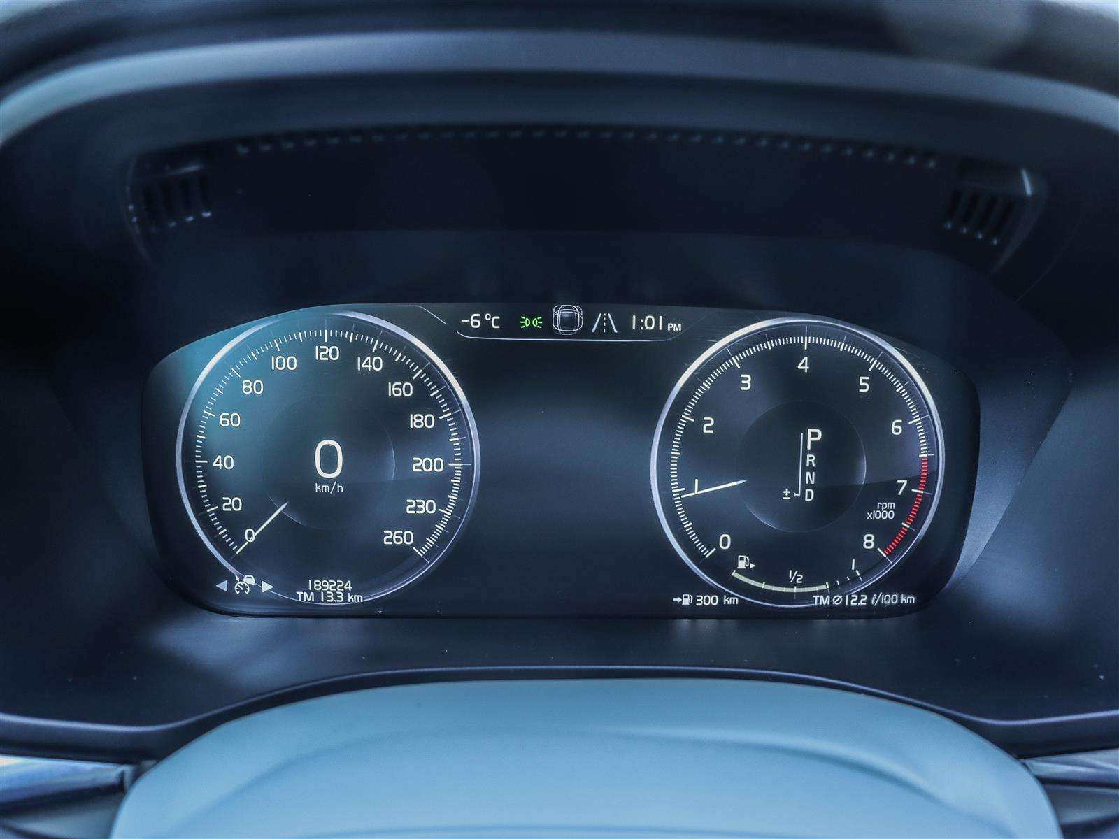 2020 Volvo XC60 thumb 28