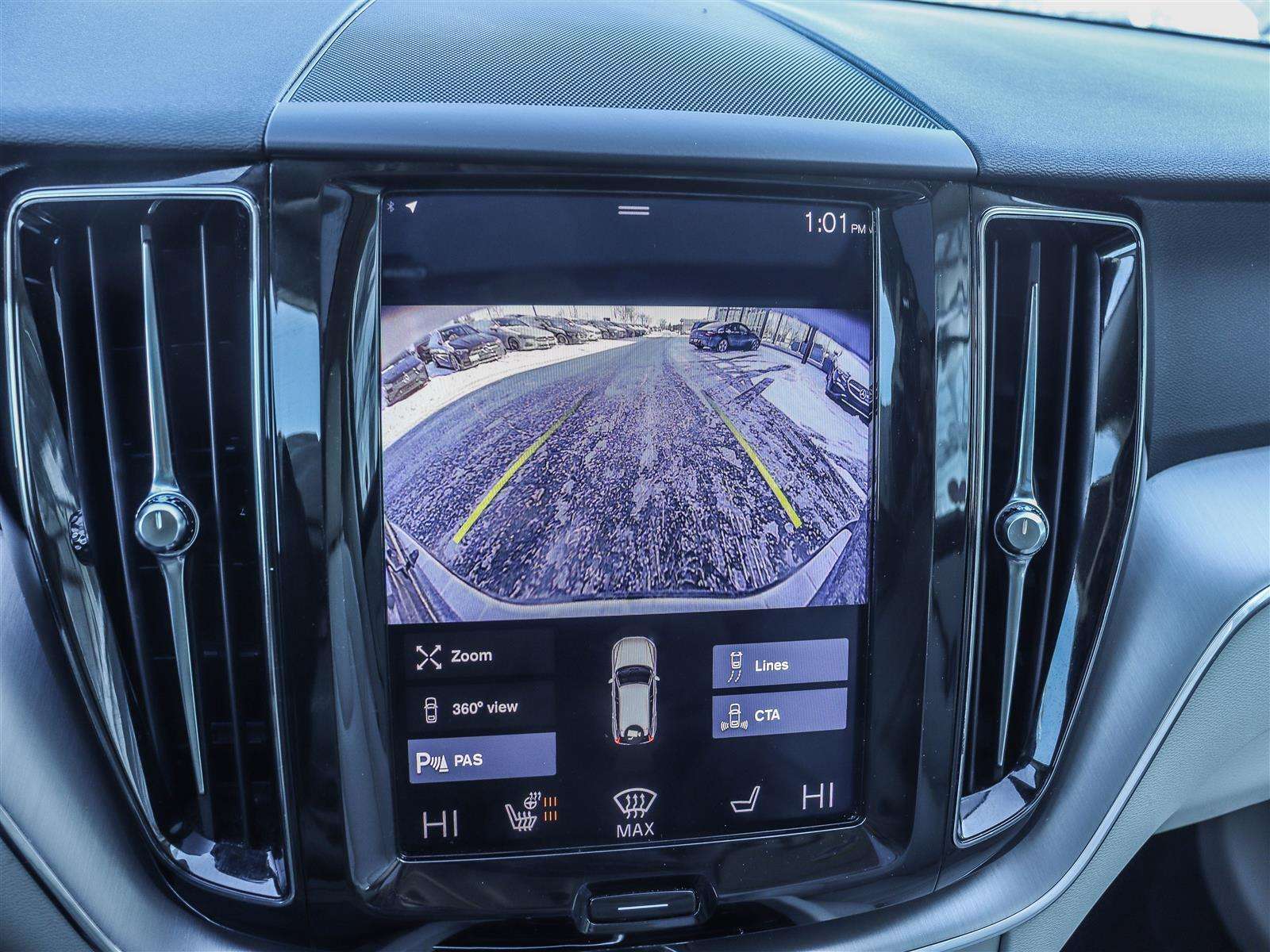 2020 Volvo XC60 thumb 31