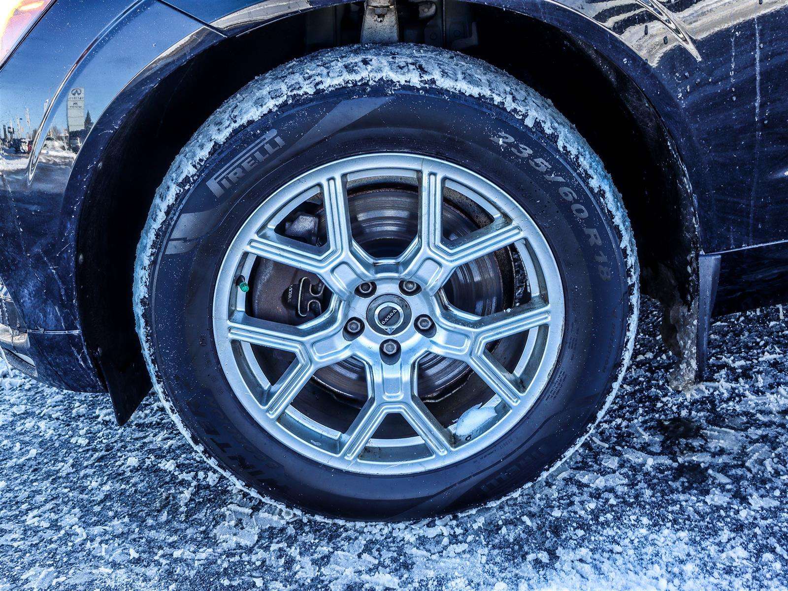 2020 Volvo XC60 thumb 24