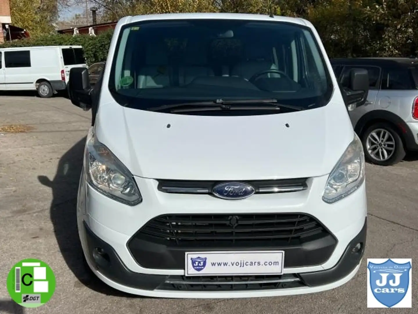 Ford Tourneo Custom 2.0TDCI L1 Combi 9 - 2