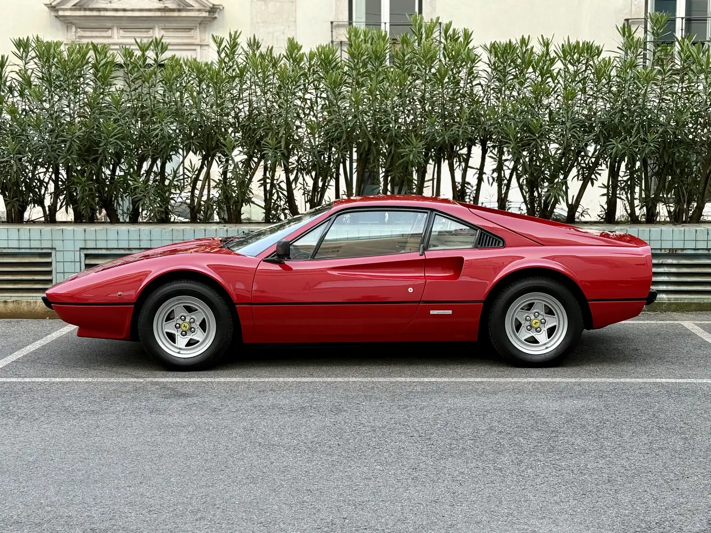Ferrari 308 GTBI EU Ferrari Certificate Rojo - 2