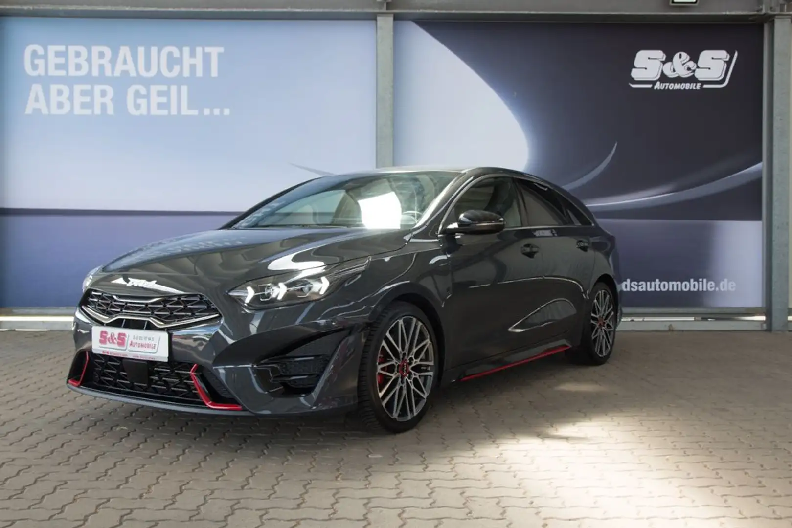 Kia ProCeed / pro_cee'd ProCeed GT 1.6 T-GDI LED/KAMERA/NAVI Grau - 2