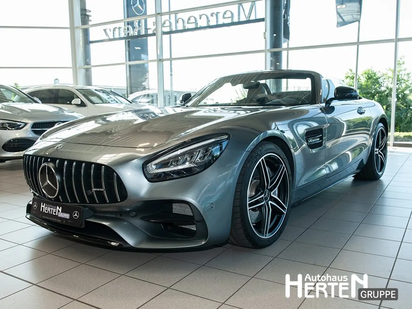 Mercedes-Benz AMG GT Roadster+PERFORMANCE ABGAS+NIGHT+R-KAMERA Grau - 1