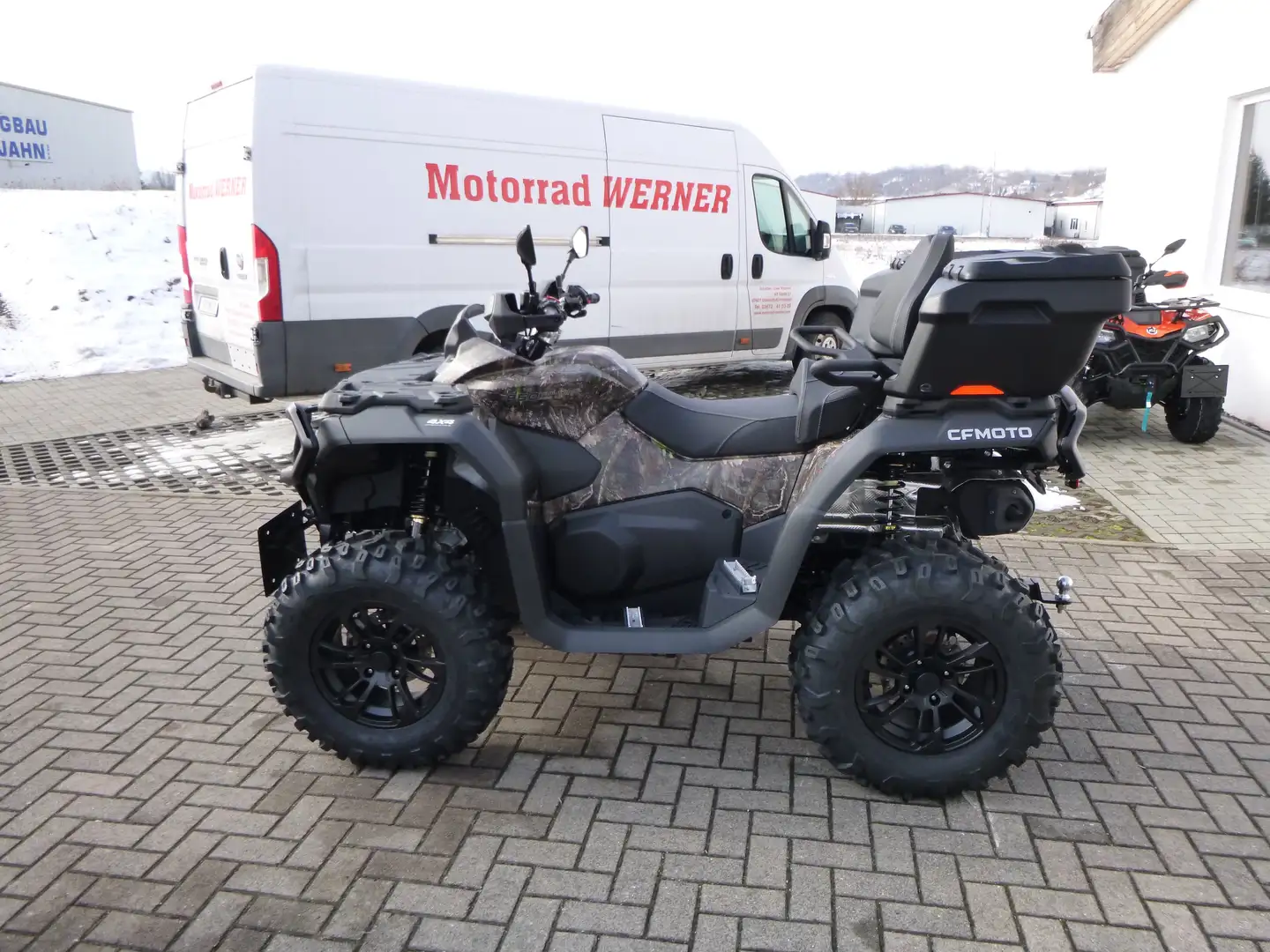 CFMOTO CForce 850 CForce 850 TOURING Marrón - 1