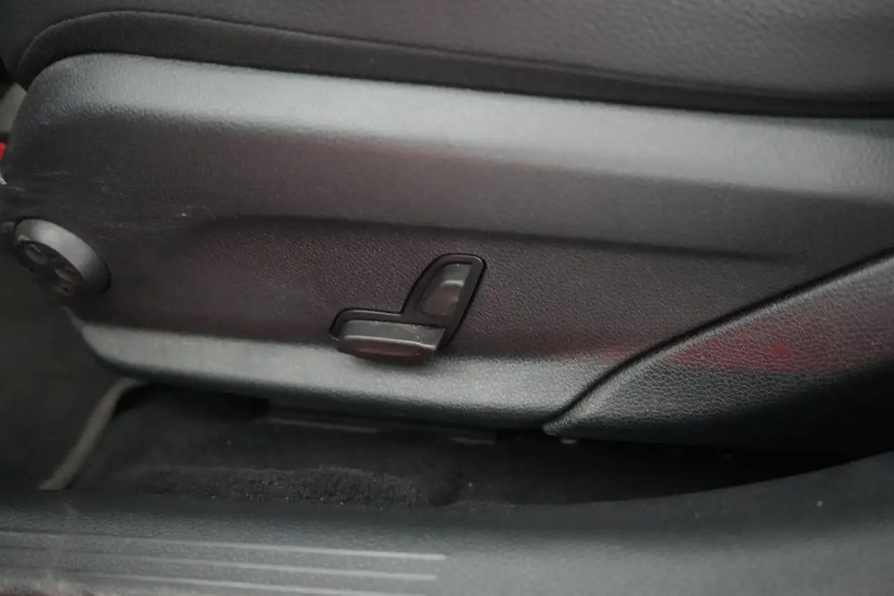 Mercedes-Benz C-Class 200dA Business Solution Avantgarde LEDER/CUIR LED, миниатюра 22