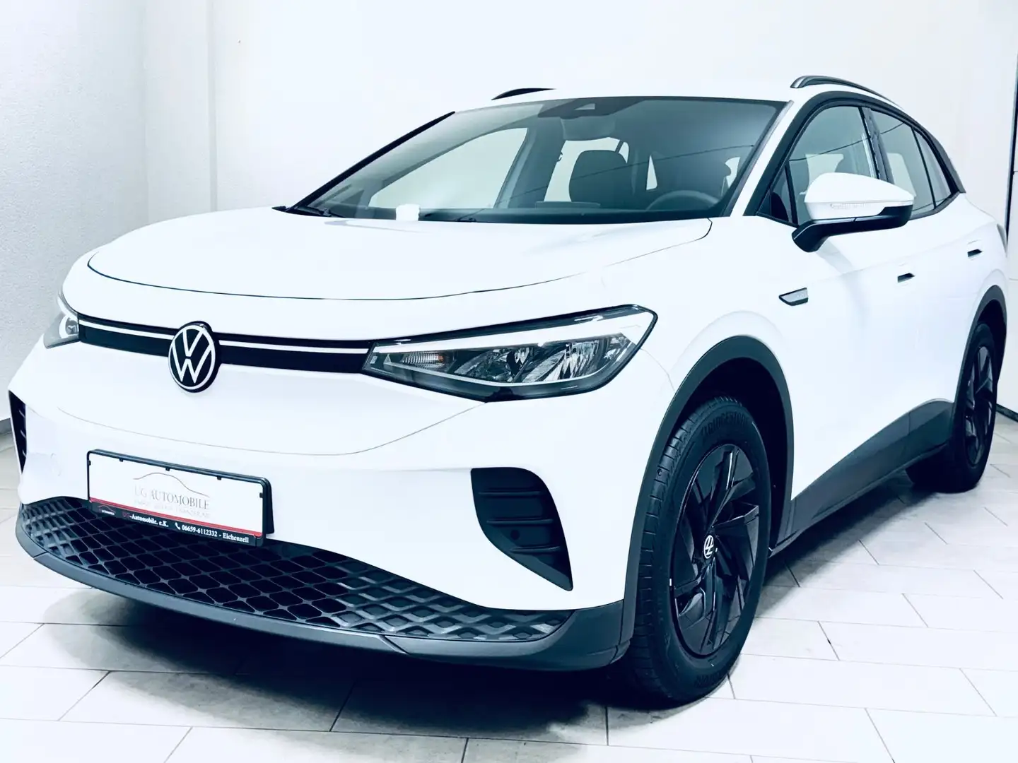Volkswagen ID.4 Pure Performance 125 kW * 1.HAND * NAVI * Weiß - 1