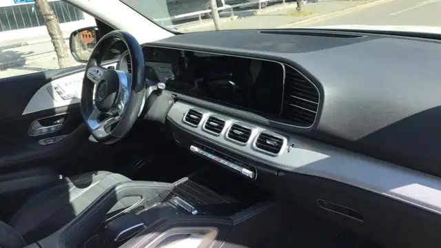 Mercedes-Benz GLE view 10