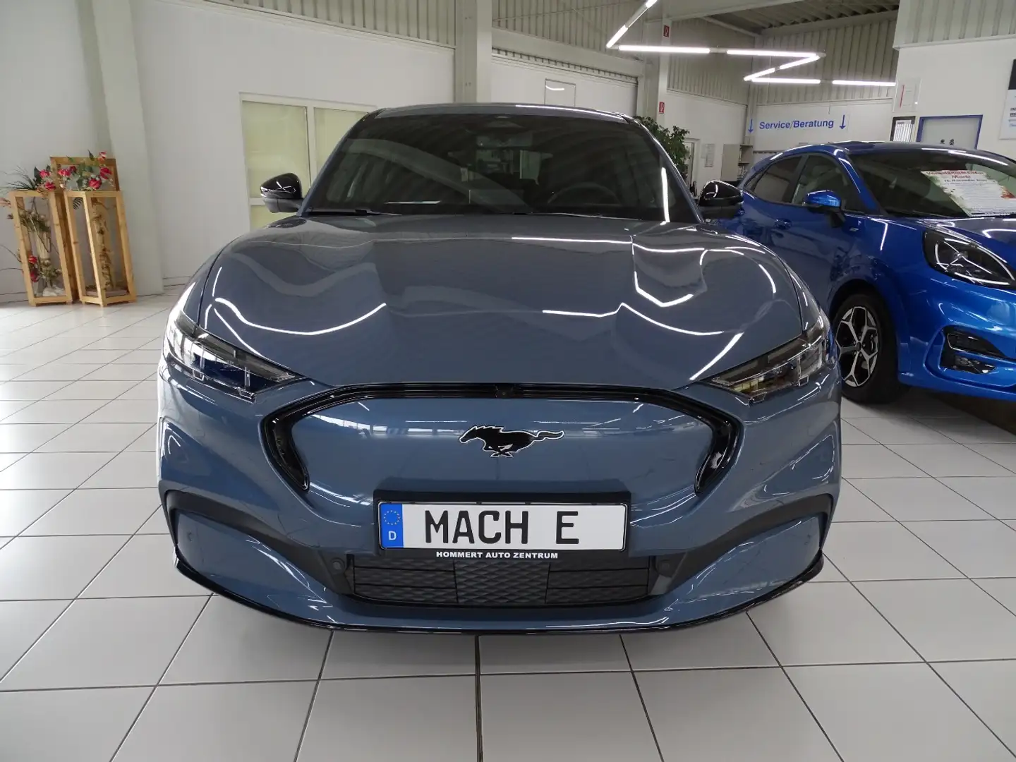 Ford Mustang Mach-E Premium AWD *IACC*360°*BLIS*B&O* Kék - 2