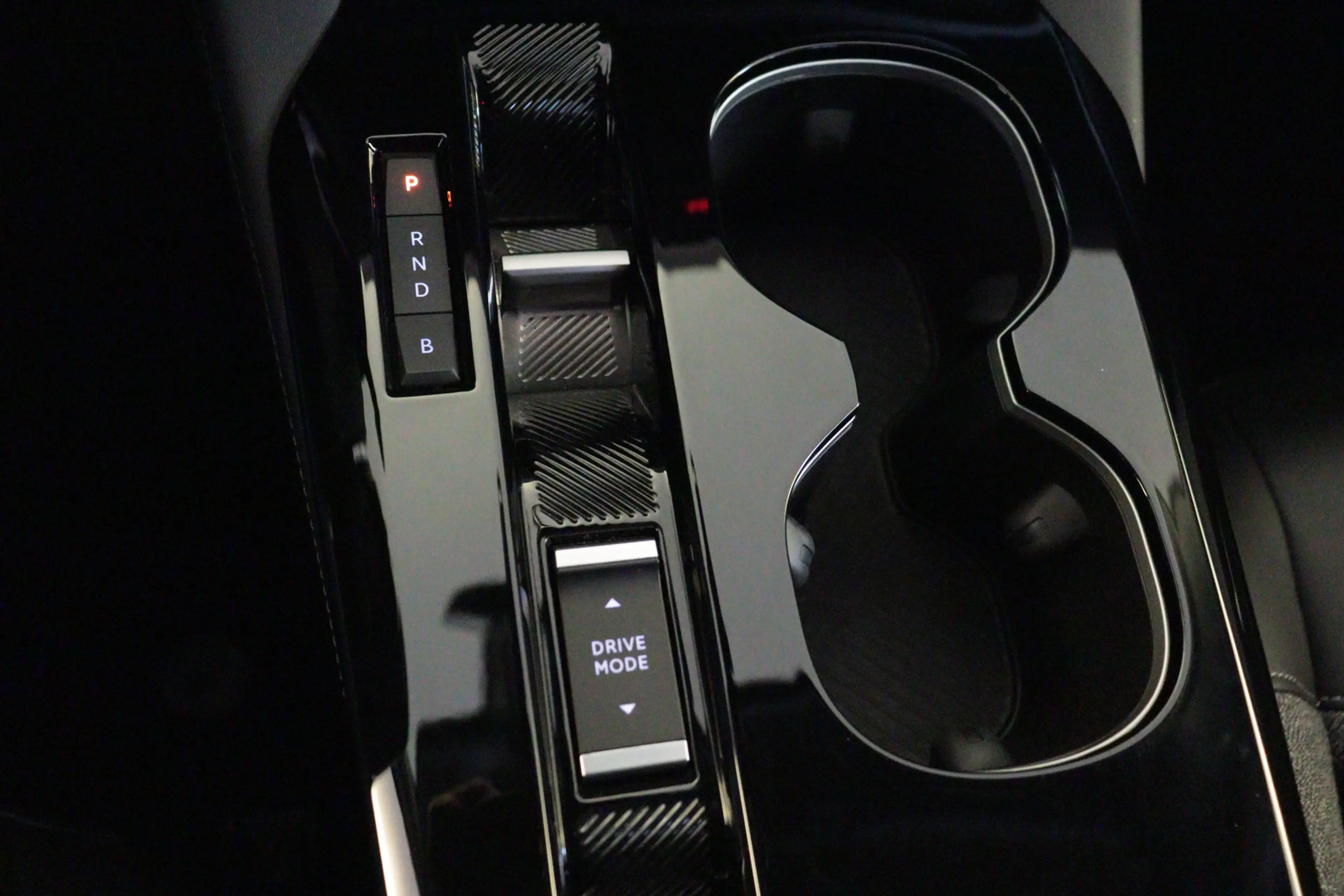 Citroen C5 X 1.6 Plug-in Hybrid 225 Feel | NAVI | CAMERA + PDC — photo 12