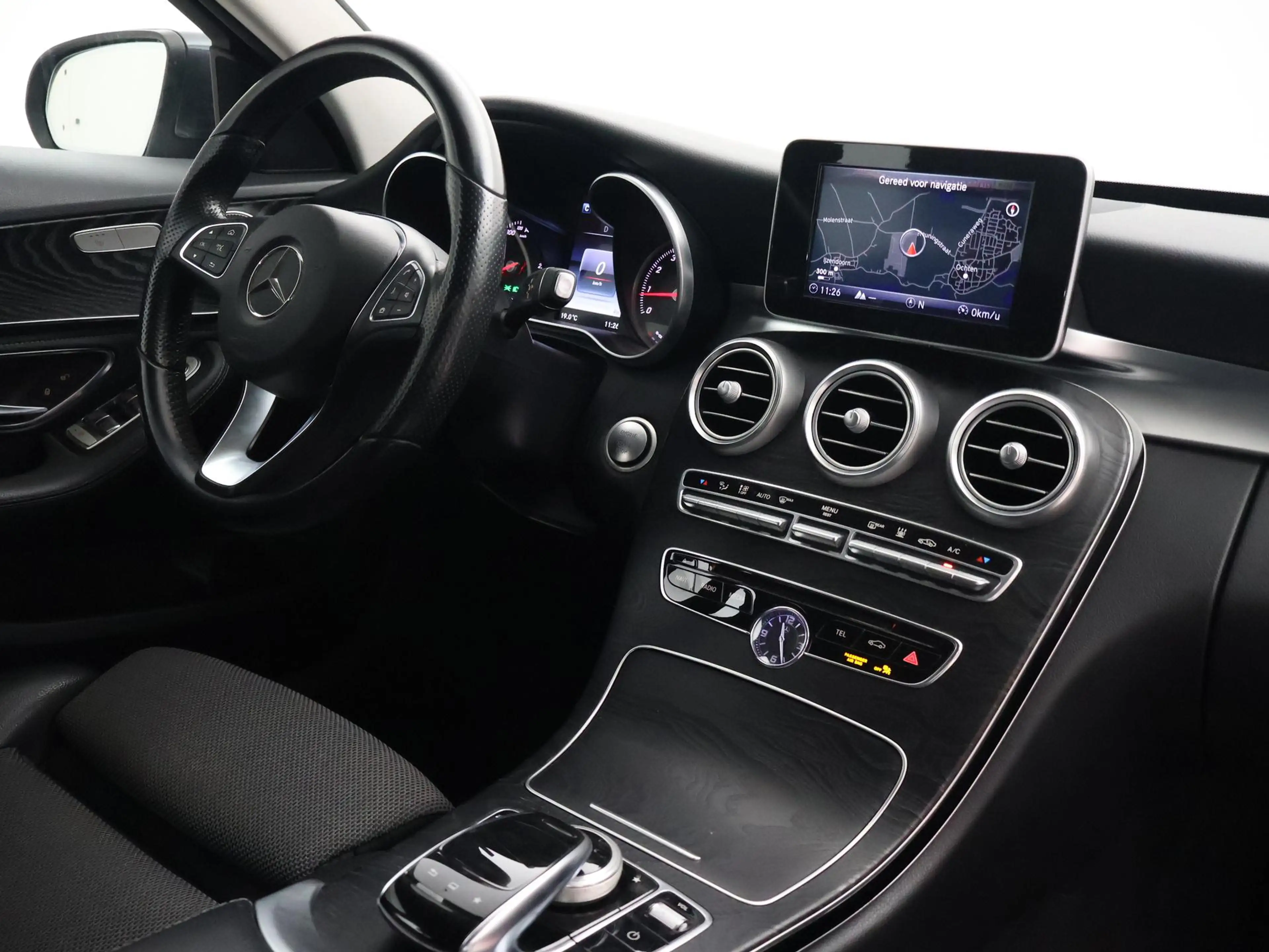 Mercedes-Benz C 350 Estate 350e PLUG-IN HYBRID 280 PK AUT. + STANDKACH — photo 4