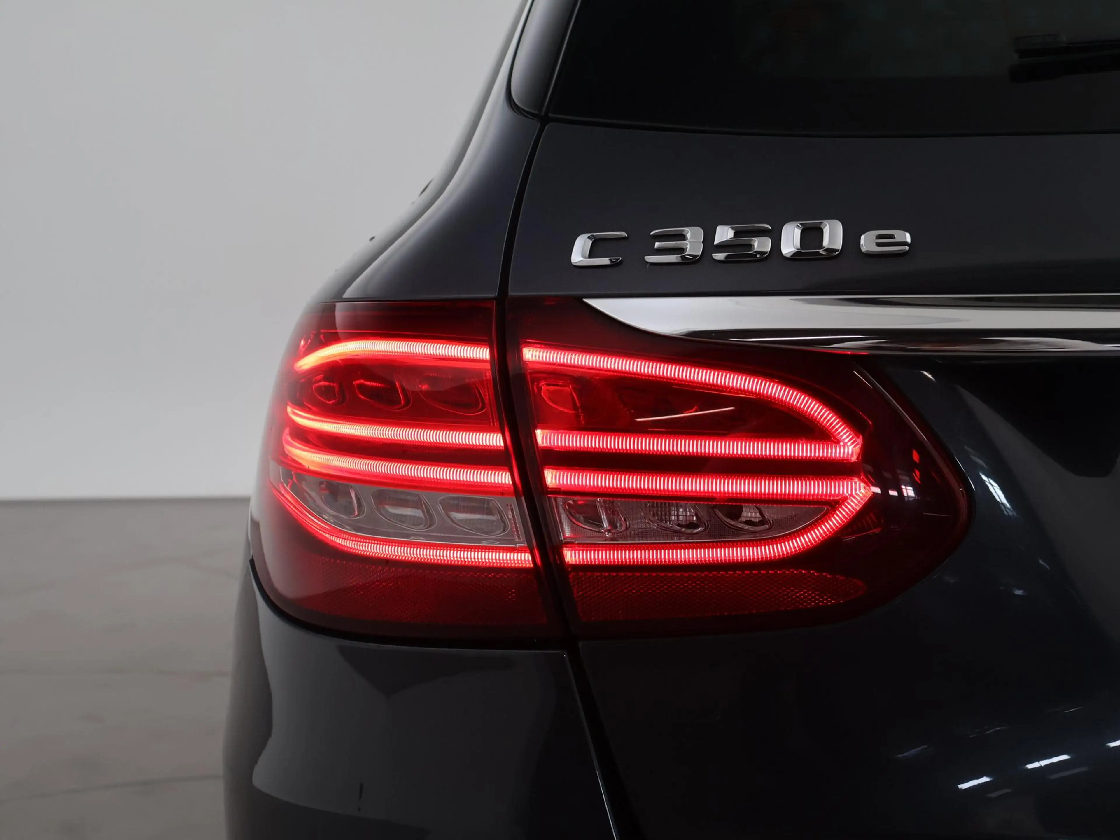 Mercedes-Benz C 350 Estate 350e PLUG-IN HYBRID 280 PK AUT. + STANDKACH — photo 15