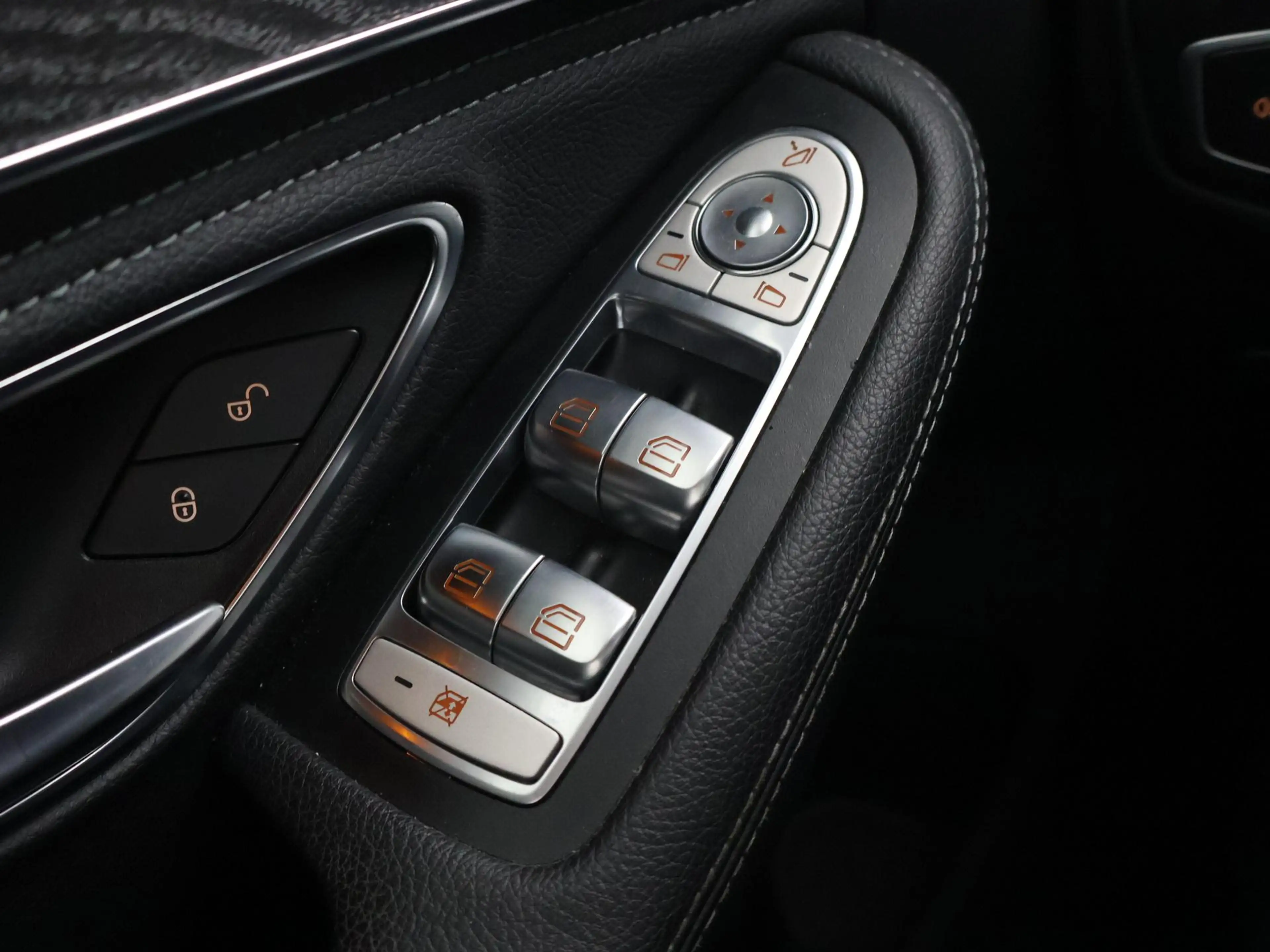 Mercedes-Benz C 350 Estate 350e PLUG-IN HYBRID 280 PK AUT. + STANDKACH — photo 20