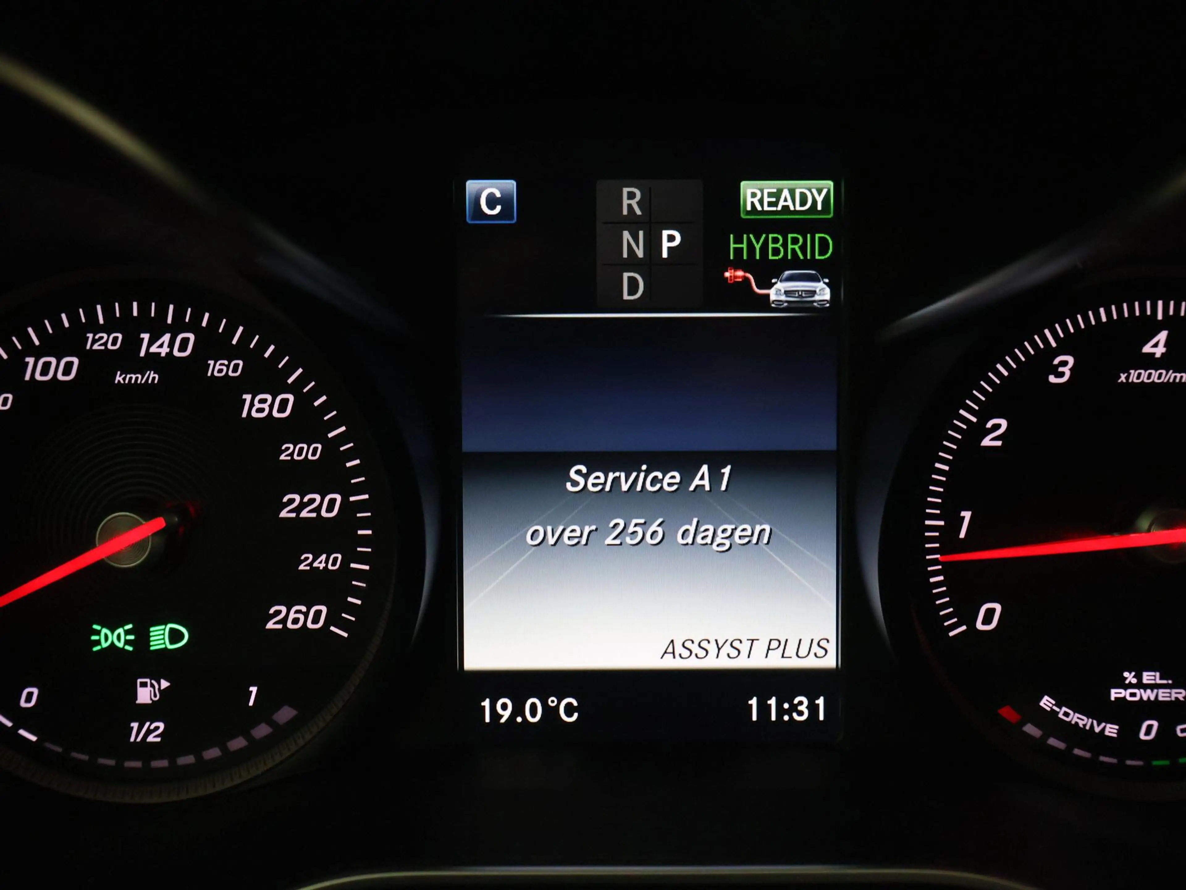 Mercedes-Benz C 350 Estate 350e PLUG-IN HYBRID 280 PK AUT. + STANDKACH — photo 33